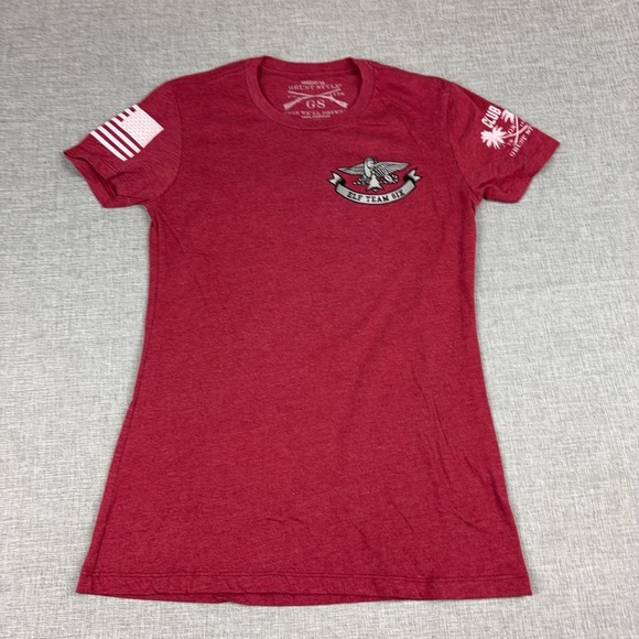 Grunt Style Tops - Grunt Style T-Shirt Womens M Red Crew Neck Short Sleeve Elf Team Six Graphic Top